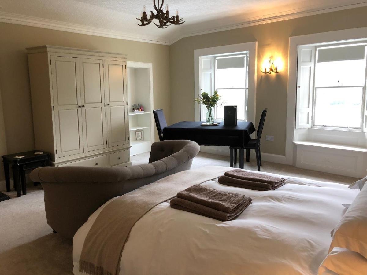 Branxholme Castle Bed & Breakfast ฮาวิค ภายนอก รูปภาพ