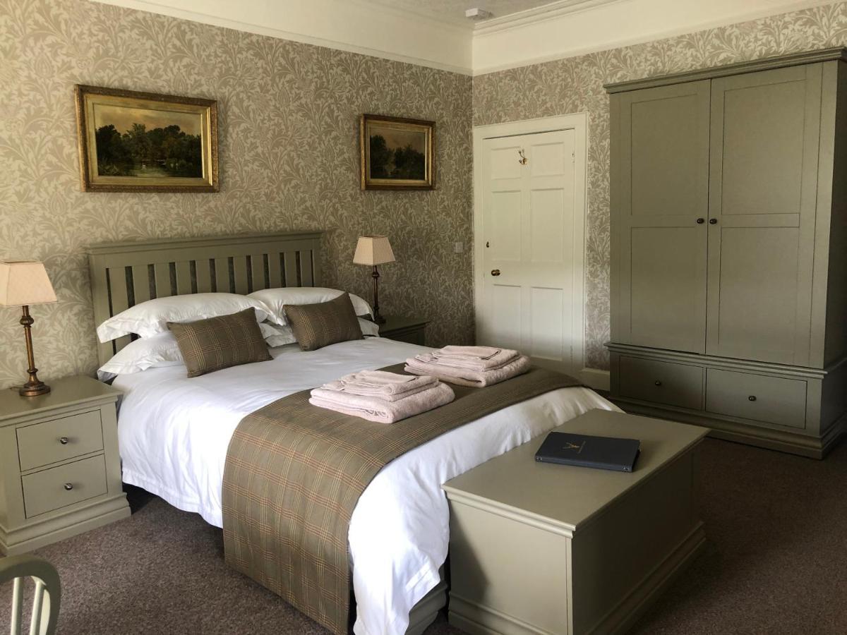 Branxholme Castle Bed & Breakfast ฮาวิค ภายนอก รูปภาพ